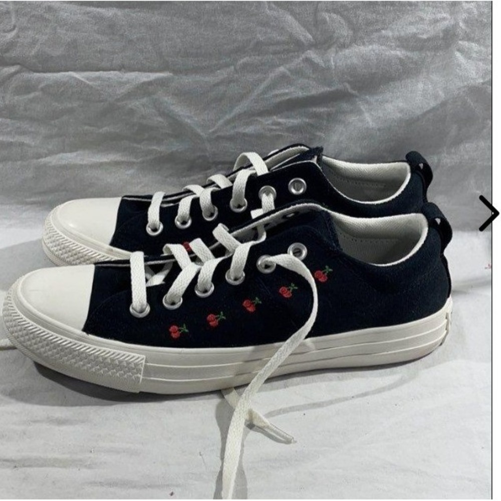 Converse Chuck Taylor All Star Low Top Cherry Embroidered Black Sneakers A10283F
